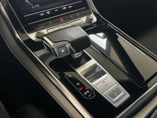 AUDI Q8 usata, con Airbag testa