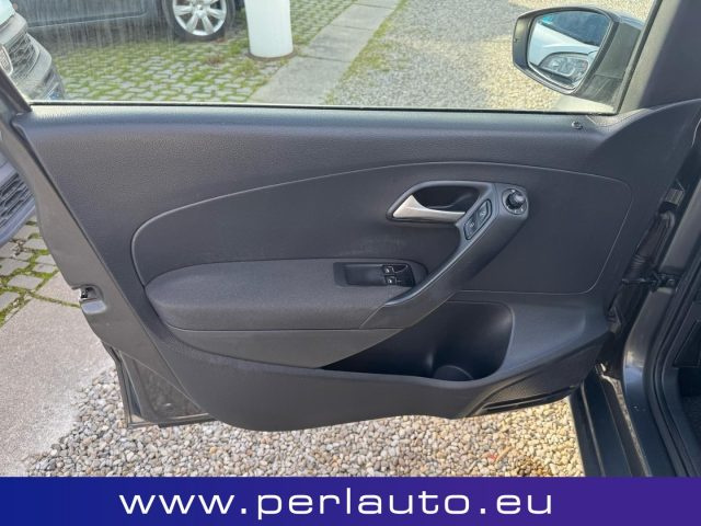 VOLKSWAGEN Polo usata, con Autoradio