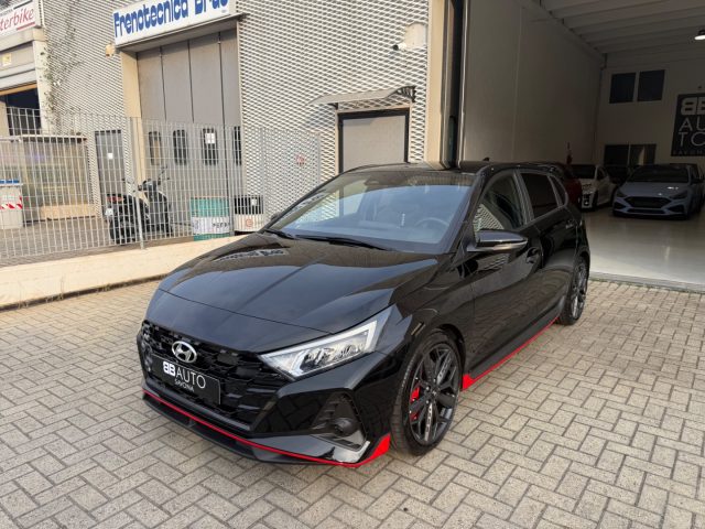 HYUNDAI i20 usata, con Airbag