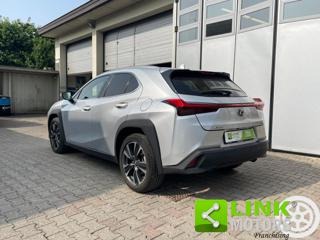 LEXUS UX 250h usata, con Airbag laterali