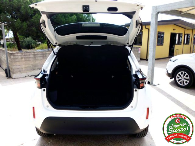 TOYOTA Yaris Cross usata, con Sensore di luce