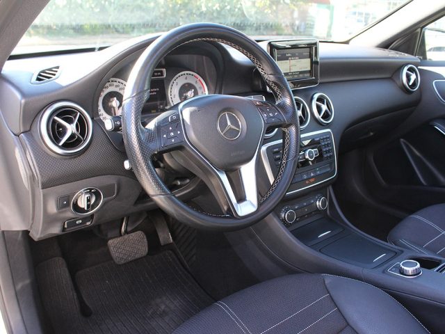 MERCEDES-BENZ A 180 usata, con Boardcomputer