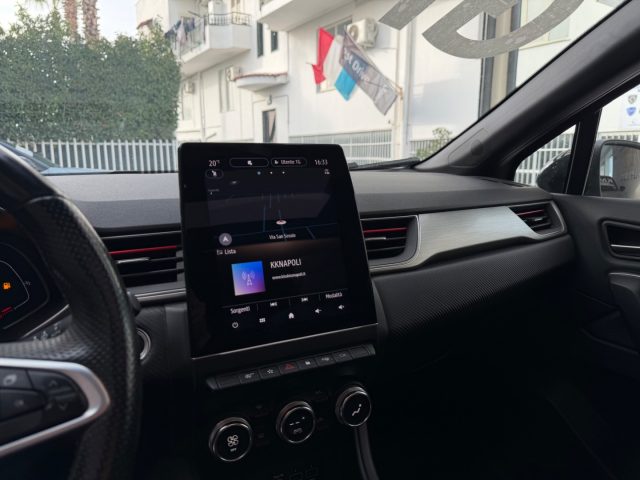 RENAULT Captur usata, con Bracciolo