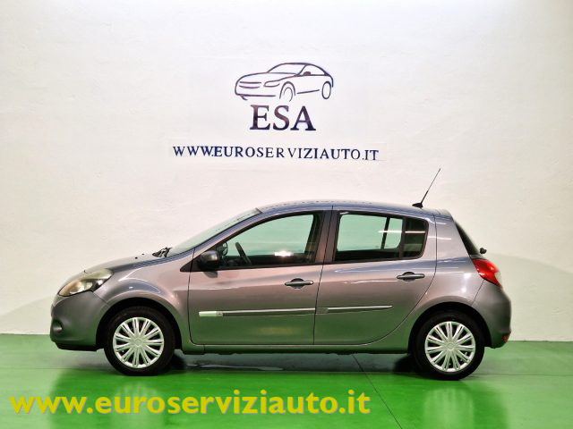 RENAULT Clio usata, con Autoradio