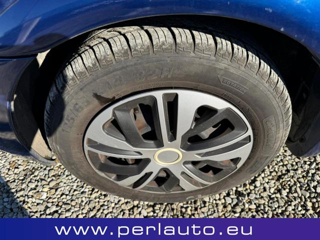 TOYOTA Yaris usata, con Isofix