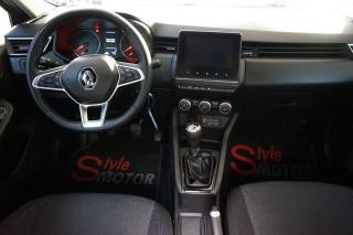 RENAULT Clio usata, con Autoradio
