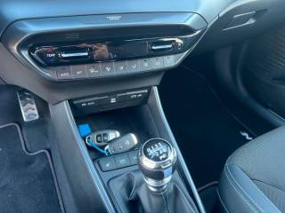 HYUNDAI i20 usata, con Controllo automatico clima