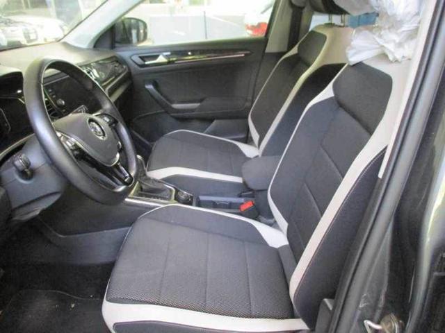 VOLKSWAGEN T-Roc usata, con Autoradio