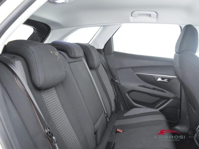 PEUGEOT 3008 usata 10