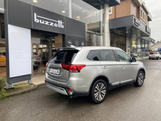 MITSUBISHI Outlander usata, con Airbag laterali