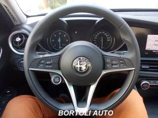 ALFA ROMEO Giulia usata, con Controllo automatico clima