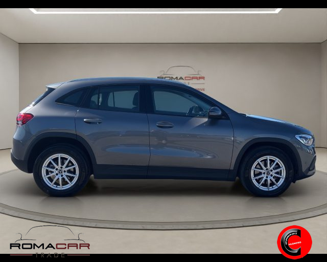 MERCEDES-BENZ GLA 180 usata, con Cerchi in lega
