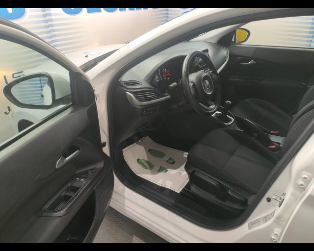 FIAT Tipo usata, con Controllo automatico clima