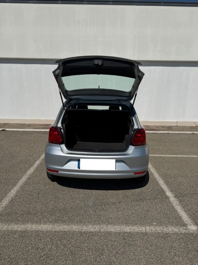 VOLKSWAGEN Polo usata, con Autoradio