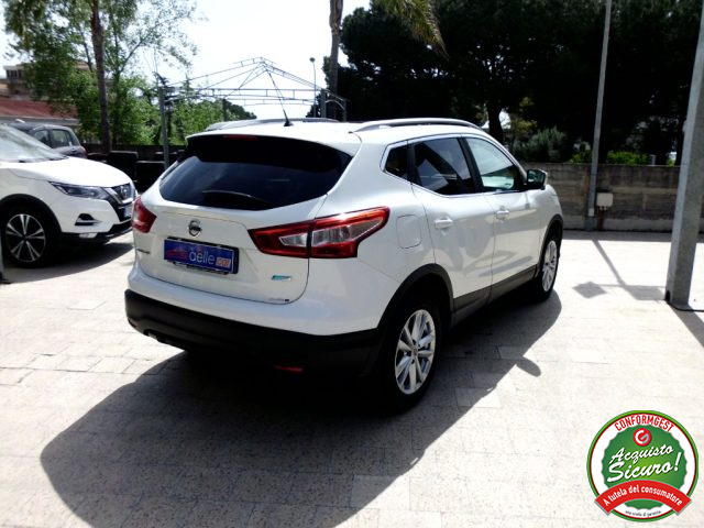 NISSAN Qashqai usata, con Boardcomputer