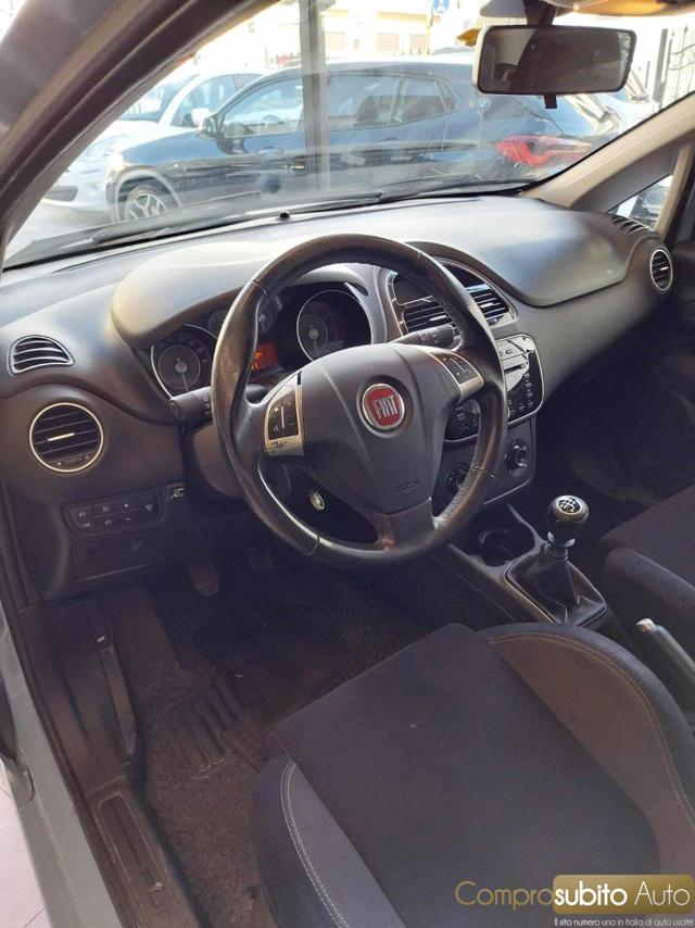 FIAT Punto usata, con Bluetooth