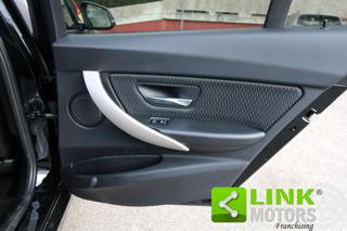 BMW 318 usata, con Park Distance Control