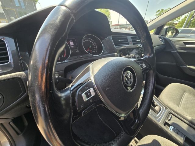 VOLKSWAGEN Golf usata, con Chiusura centralizzata
