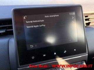 RENAULT Clio usata, con Touch screen