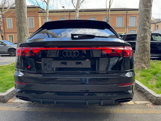 AUDI Q8 usata, con Alzacristalli elettrici