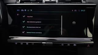 DS AUTOMOBILES DS 7 usata, con Specchietto retrovisore con funzione antiabbagliamento
