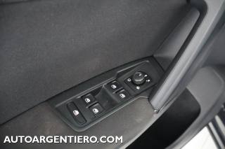 VOLKSWAGEN Tiguan usata, con Bracciolo