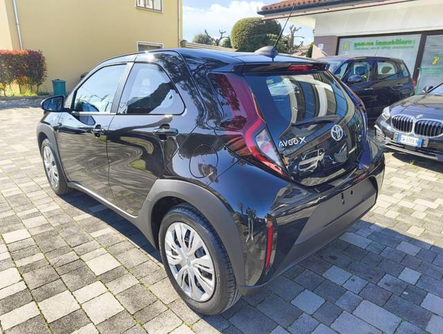 TOYOTA Aygo X usata, con Autoradio