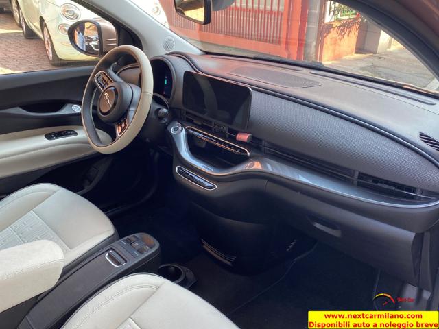 FIAT 500e usata, con Climatizzatore automatico, 2 zone