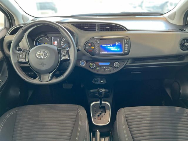 TOYOTA Yaris usata, con Interni in pelle