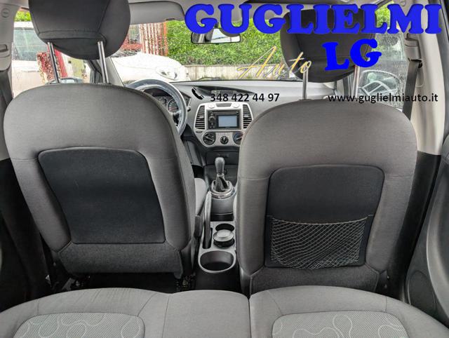 HYUNDAI i20 usata 25