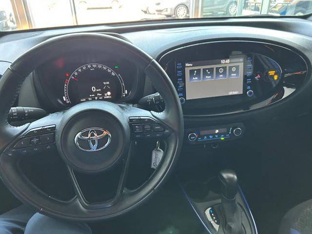 TOYOTA Aygo X usata, con Controllo automatico clima