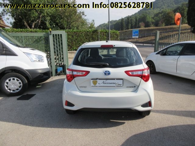 TOYOTA Yaris usata, con Volante in pelle