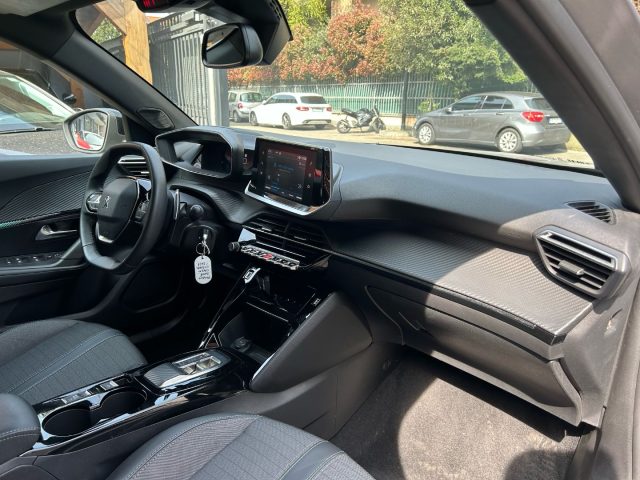 PEUGEOT 2008 usata, con Cerchi in lega