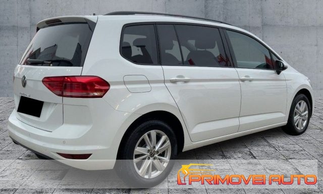 VOLKSWAGEN Touran usata, con Fendinebbia