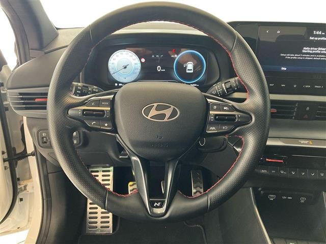 HYUNDAI i20 usata, con Sensori di parcheggio posteriori