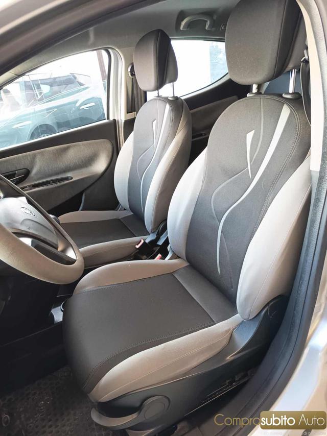 LANCIA Ypsilon usata 21