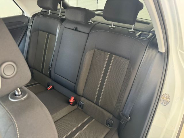 VOLKSWAGEN T-Roc usata, con ESP