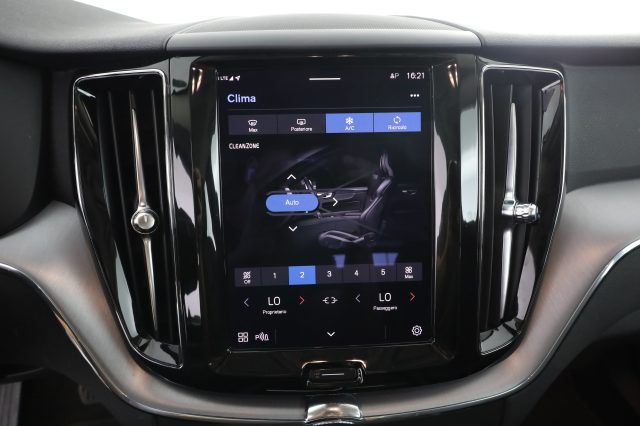 VOLVO XC60 usata 10