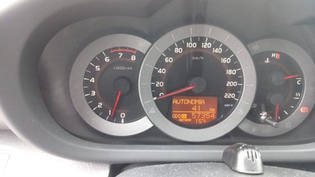 TOYOTA RAV 4 usata, con Servosterzo