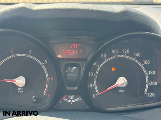 FORD Fiesta usata, con ESP