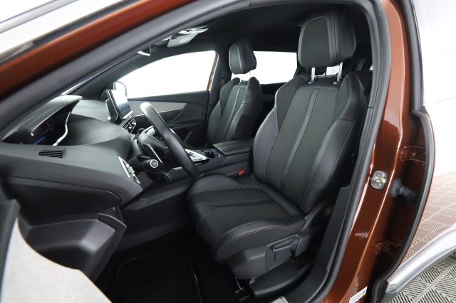 PEUGEOT 5008 usata 2