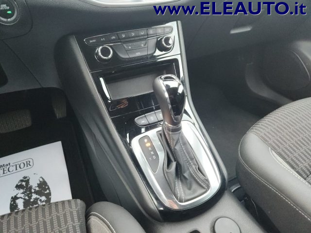 OPEL Astra usata, con Interni in pelle