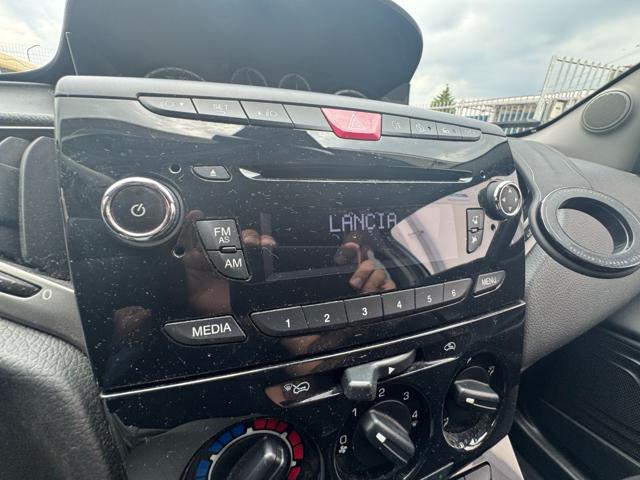 LANCIA Ypsilon usata, con ESP