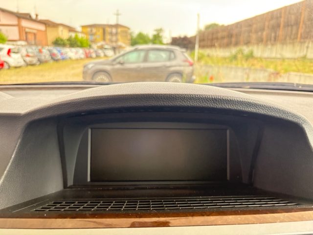 BMW 730 usata, con Schermo multifunzione interamente digitale