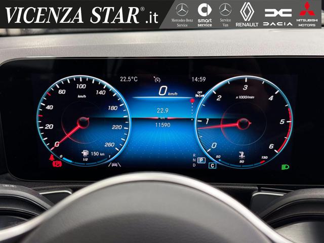MERCEDES-BENZ GLB 180 usata, con Controllo automatico clima