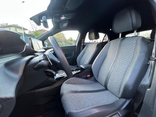 PEUGEOT 2008 usata, con Autoradio