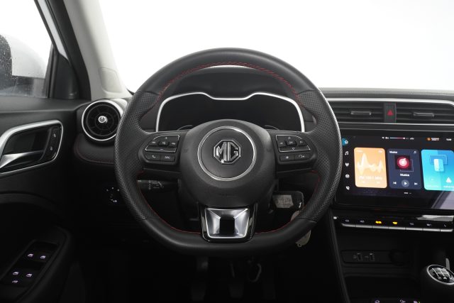 MG ZS usata 11