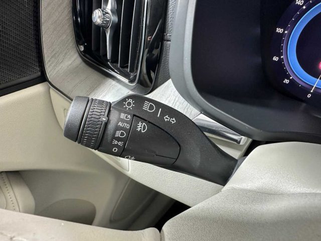 VOLVO XC60 usata 29