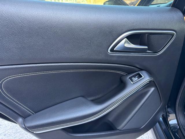 MERCEDES-BENZ GLA 200 usata, con Sistema di navigazione