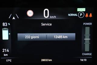 FIAT 500e usata, con Sensori di parcheggio anteriori